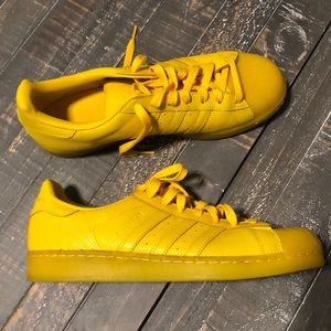 adidas originals superstar slip on men yellow